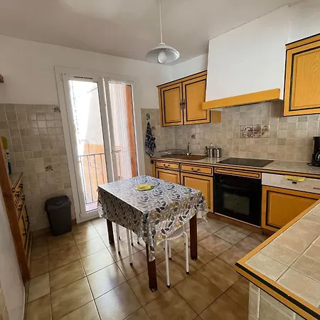 Holiday home 6lam16 Maison Typique Avec Toit-terrasse Collioure