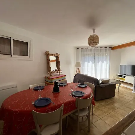 6lam16 Maison Typique Avec Toit-terrasse